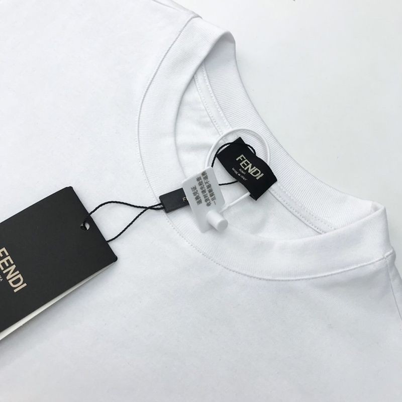 超話題!フェンディ モンスター 偽物ロゴ クルーネック Tシャツ fel80350